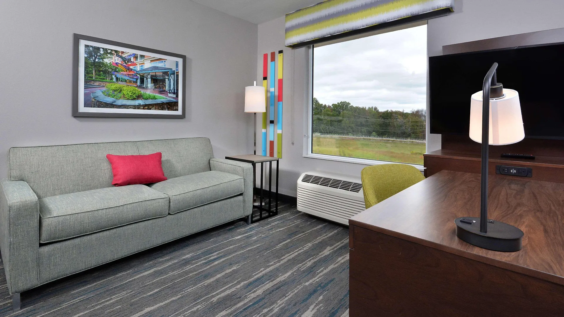 Hampton Inn & Suites Charlotte North I 485 Hotel