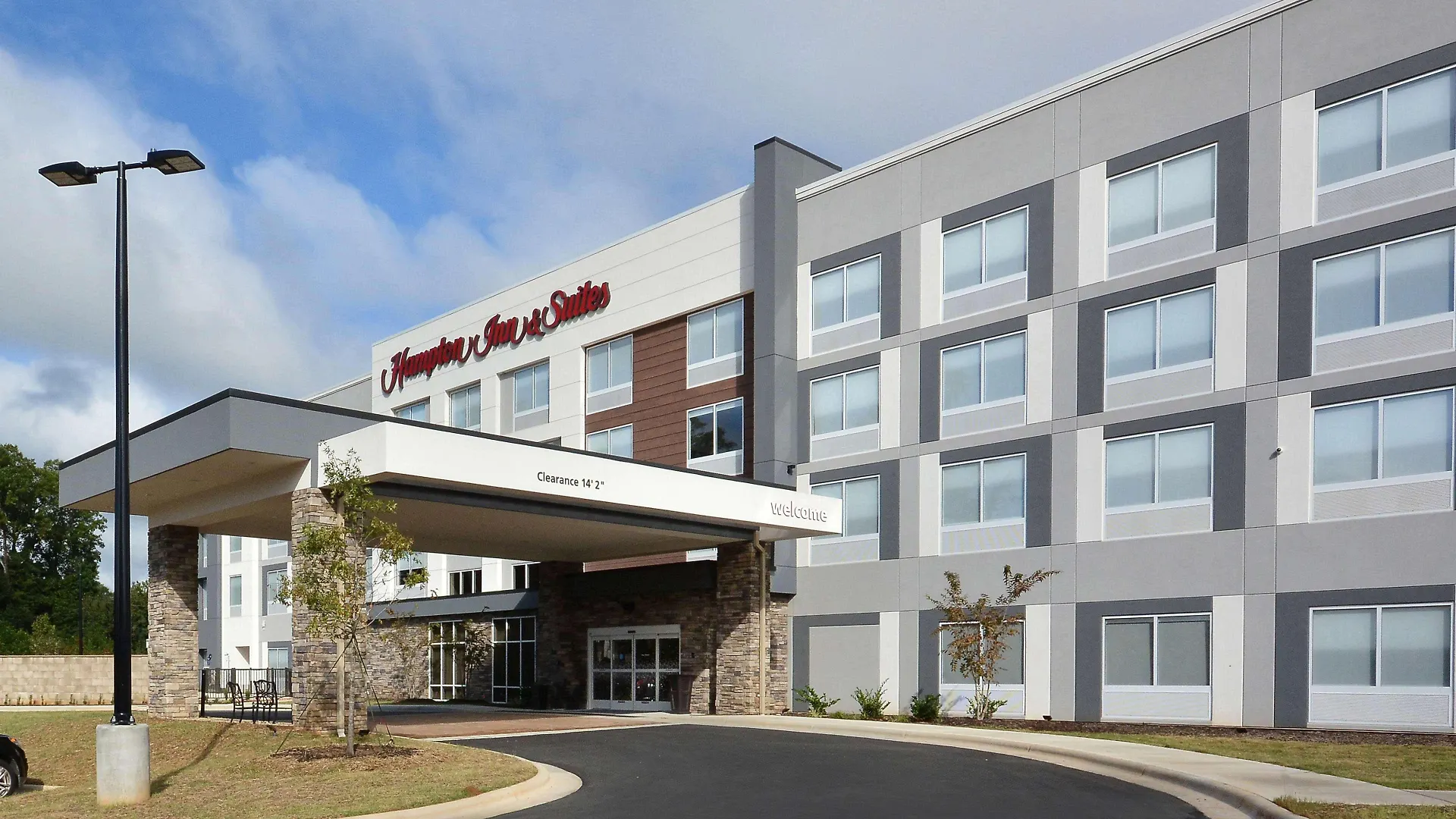 Hampton Inn & Suites Charlotte North I 485