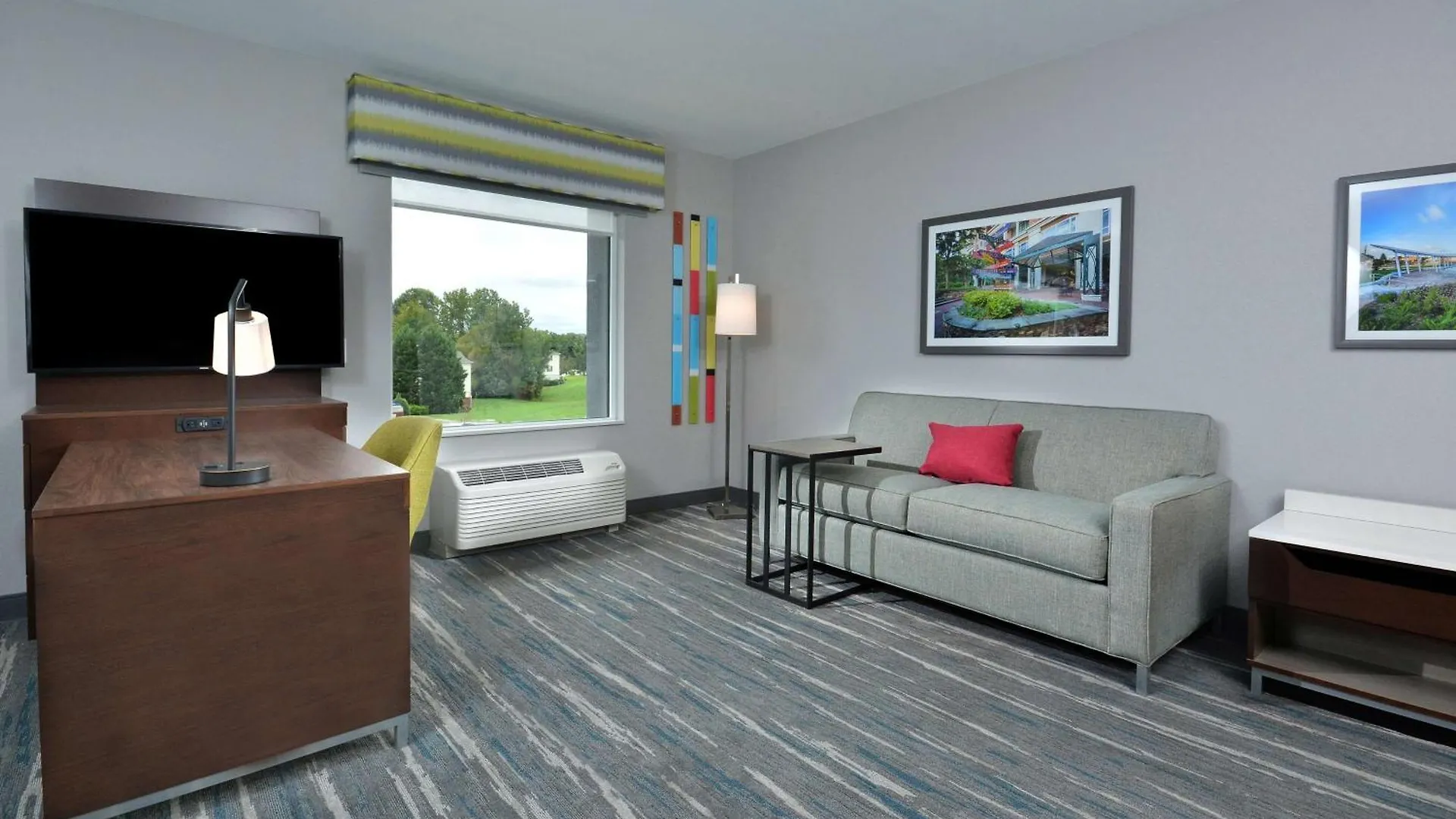 Hampton Inn & Suites Charlotte North I 485 3*,