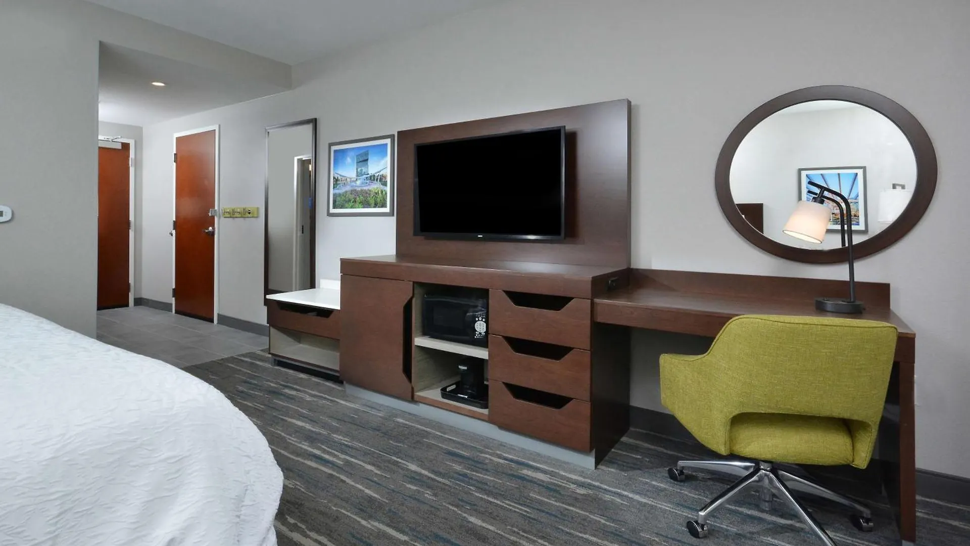 Hampton Inn & Suites Charlotte North I 485