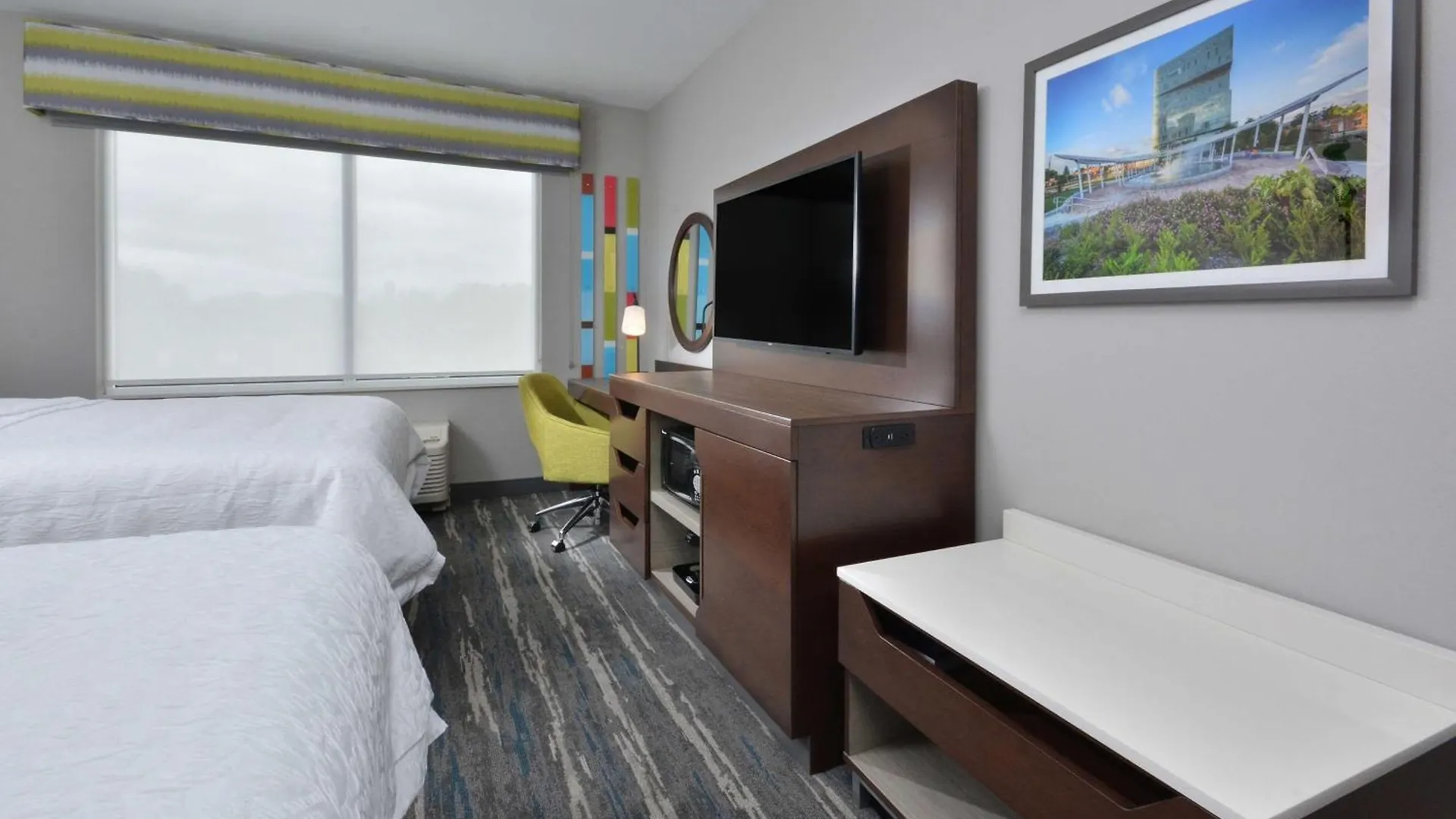 Hampton Inn & Suites Charlotte North I 485 Hotel